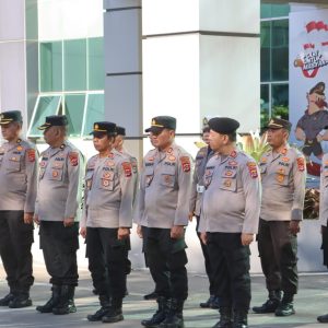 Semangat Apel Pagi! Wakapolresta Tangerang Tekankan Pentingnya Pembinaan Rohani dan Mental untuk Personel   