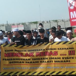 Aksi Damai Masyarakat Desa Ciakar Menolak Berdirinya Yayasan Sihabussunah Imam Syafe’i, Diduga Faham Ajaran Salafi Wahabi