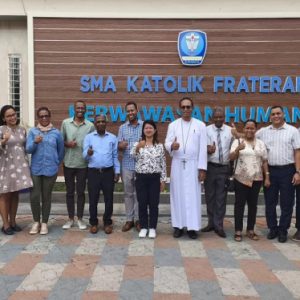 SMAK Frateran Surabaya Beserta Staf dan Jajaran Mengucapkan Selamat Memperingati Hari Kenaikan Yesus Kristus 2025.