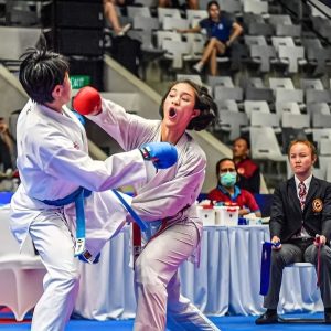 Bripda Jessica, Polwan di Polda Riau, Sabet Medali Emas Kejuaraan Karate di Malaysia