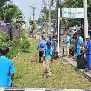 Dr.Umie Kulsum Direktur RSUD Paku Haji :” Selain Memberikan Pelayanan Kesehatan Yang Baik , Giat Selalu Untuk Lingkungan Bersih Dan Sehat