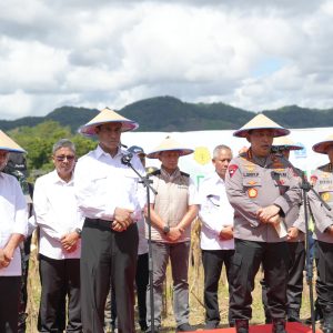 Kapolri-Mentan Panen Raya Jagung di Bone, Dukung Program Ketahanan Pangan Nasional   