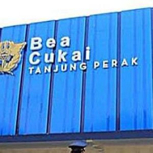Direktorat Jenderal Bea dan Cukai Tanjung Perak Surabaya Beserta Staf Ucapkan Selamat Hari Raya Idul Adha 1446 H