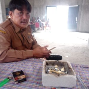 Kades Kosambi Sukadiri  Dede :  Meningkatkan Aspek Pembangunan Untuk Kepetingan Dan Kesejahtraan Warga    