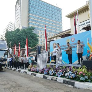 Kapolri Lepas 700 Buruh Terdampak PHK Untuk Kembali Bekerja, Wujud Kolaborasi Selesaikan Permasalahan Industrial
