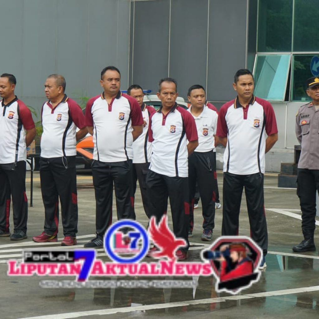 Jaga Kebugaran, Wakapolresta Tangerang Pimpin Olahraga Pagi Personel