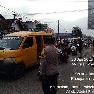 Ciptakan Kamseltibcarlantas di Wilayah Polsek Balaraja Giat Pengaturan Arus Lalu Lintas    