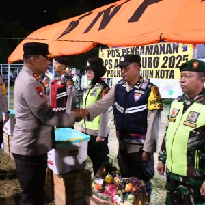 Kapolda Jatim Tinjau Pos Pam Aman Suro 2025 di Madiun Pastikan Kesiapan dan Dukungan Personel Pengamanan