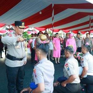 Sebanyak 2.967 Personel Polda Jatim Naik Pangkat di Hari Bhayangkara ke -79