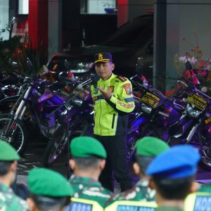 Suran Agung : Ratusan Polisi Kawal Ketat 2.400 Warga PSHWTM dari Ponorogo ke Madiun