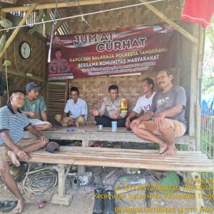 Jum’at Curhat Personil Bhabinkamtibmas Polsek Balaraja Ajak Warga Binaan Jaga Kamtibmas di Wilayah 