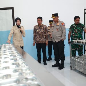 Kapolda Jatim Resmikan SPPG Polres Bojonegoro, Dukung Program Nasional MBG