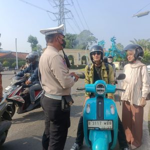Main HP Saat Nyetir, Puluhan Orang Ditindak pada Operasi Patuh Maung Polresta Tangerang   