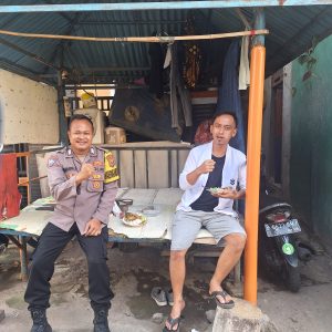 Bripka S. Hamdi Sambang Warga di Cikupa, Ajak Waspada dan Jaga Keamanan