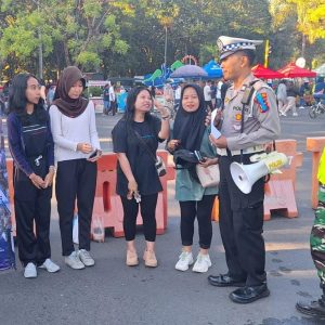 Operasi Patuh Semeru 2025 Polres Bondowoso Sapa Masyarakat di CFD Gelorakan Tertib Lalu Lintas