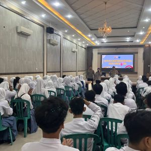 Polda Jatim Gelar Safari Generasi Emas Anti Narkoba di Bondowoso