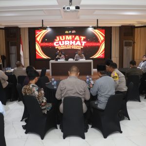 Jalin Sinergi di Jumat Curhat Polres Pelabuhan Tanjungperak Ajak Toga Tomas Jaga Kamtibmas