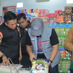 Lindungi Konsumen, Polres Ponorogo Bersama Instansi Terkait Lakukan Pengecekan Kualitas Beras