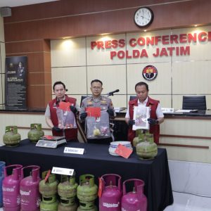 Polda Jatim Ungkap Penyalahgunaan LPG Subsidi di Malang, Tersangka Raup Untung Rp160 Juta Diamankan