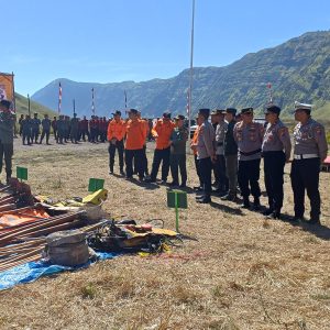 Polres Probolinggo Bersama Balai Besar TNBTS Gelar Apel Siaga Antisipasi Karhutla di Musim Kemarau