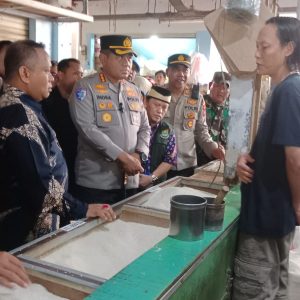 Sidak Pasar di Pasar Gudang Tigaraksa: Upaya Menjaga Stok dan Stabilitas Harga Sembako Serta Antisipasi Isu Beras Oplosan