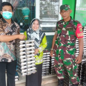 Sukseskan Program Pemerintah, Kodim 0429/Lamtim Bantu Distribusikan Makan Bergizi Gratis    