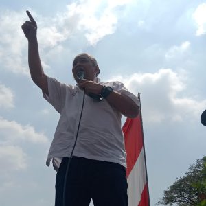 Aliansi Elemen Jatim Demo di Dinas Koperasi-UKM, Laporkan Dugaan Kolusi Tender Rp 278 Juta