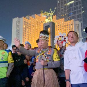 Kapolri dan Mensesneg Tinjau Panggung Rakyat di HI, Masyarakat Antusias