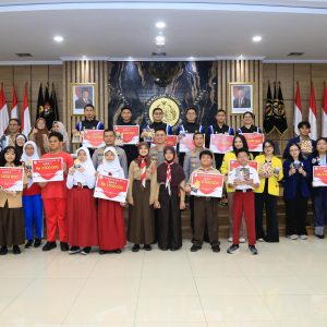 Rayakan HUT ke-80 RI, STIK-PTIK Tutup Gebyar Merah Putih dengan Momen Apresiasi