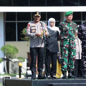 Polda Jawa Timur Gelar Apel dan Doa Bersama Forkopimda dan Puluhan Ormas Untuk Jogo Jatim