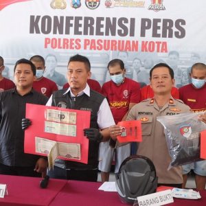 Polres Pasuruan Kota Berhasil Amankan 6 Tersangka Komplotan Curanmor yang Beraksi di 16 TKP