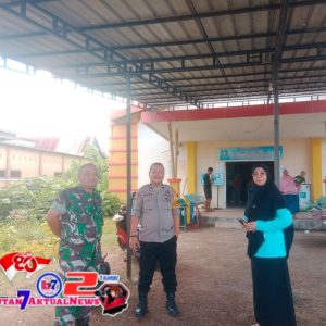 Bhabinkamtibmas Bersama Babinsa Koramil Labakkang Pantau Situasi Kamtibmas Di Wilayah Binaan 