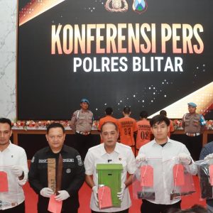 Polres Blitar Berhasil Ungkap Kasus Pencurian 4 Tersangka Diamankan*