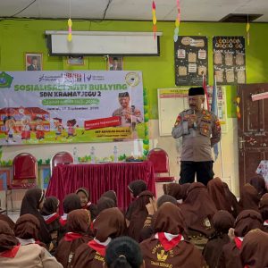 Polisi Masuk Sekolah : Polresta Sidoarjo Gelorakan Anti Bullying