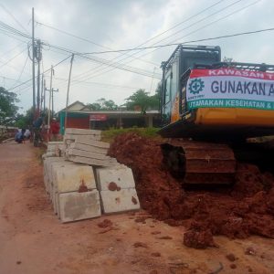 Dinas pekerjaan umum tata ruang rakyat PUTR Lampung timur bangun jembatan blok slop dengan nilai anggaran 700 jt lebih.