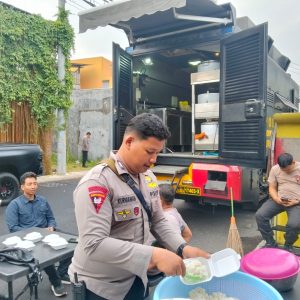 Polda Jatim Dirikan Dapur Lapangan di Ponpes Al Khoziny Sidoarjo