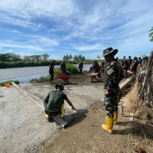Proses Pengecoran Jalan TMMD Ke-126 Kodim 1421/Pangkep Progres Hari Ke-4