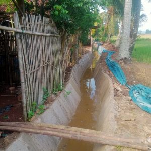 kerjaan tersiyer tak da papan informasi ,Kades Wawan beri dobel jabatan saudara pungut,salai UUD”kasi PMD akan panggil Kades   