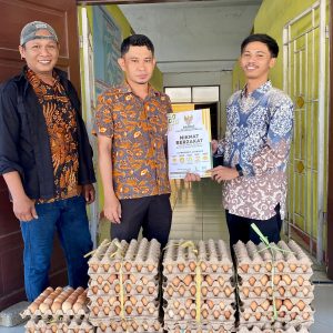 Aksi Nyata BAZNAS Pangkep Dalam Mengatasi Stunting : Distribusi 200 Rak Telur Per Bulan Di Tiga Kecamatan