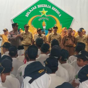 Sat Binmas Polres Pasuruan Gencarkan Program “Go To School” untuk Cegah Kenakalan Remaja dan Narkoba di Sekolah