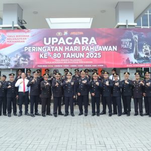 Kenang Jasa Pahlawan, Polres dan Pemkab Gresik Gelar Upacara Khidmat di Dua Lokasi Utama