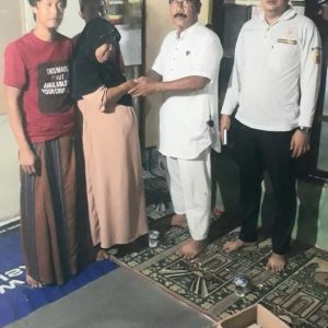 Ketua Pokdarkamtibmas Bhayangkara Resor Kota Tangerang Ujang Nurjaya Bertakziah, Kepada Keluarga Anggota Pokdarkamtibmas Yang Meninggal Dunia Almarhum Bapak Jhoni