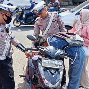 Hari Pertama Operasi Zebra Polresta Tangerang, Puluhan Pengendara Kena Teguran   