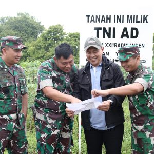 Dandim 0429/Lamtim Bersama Asisten Kasdam XXI/Radin Inten Tinjau Lokasi Yonif TP 848/SPC