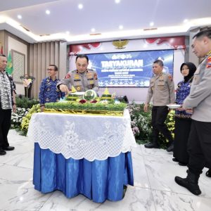 HUT KORPRI ke-54, Wakapolda Jatim Tegaskan Peran Strategis ASN Polri