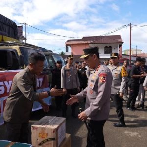 Kapolri dan Ketua Umum Bhayangkari Tinjau Udara Dampak Banjir Longsor Sumut, Pastikan Percepatan Bantuan untuk Warga