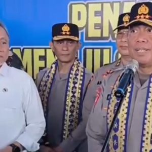Polri Perkuat Ketahanan Pangan Nasional: Wakapolri Bersama Menko Pangan Tanam Jagung di Lampung Selatan