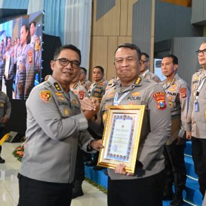 Biro Logistik Polda Jatim Raih 2 Penghargaan Pemanfaatan BMN dan Pelaporan Terbaik