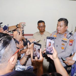 Polres Jombang Bongkar Budidaya Ganja di Rumah Kontrakan,110 Batang Disita