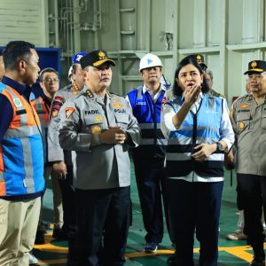 Polri Terus Kirimkan Pasukan serta Logistik ke Wilayah Terdampak Bencana di Sumatera, Sinergi Kemanusiaan Bersama PT Pelni